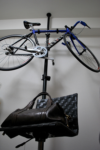 マンションやアパートに住んでいるロードバイク乗りの悩み 青い自転車とどこまでも